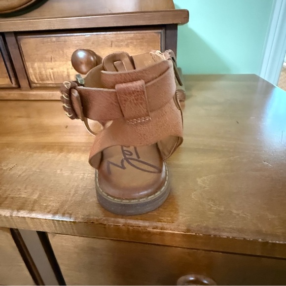 Zodiac brown, leather sandals shoes - Picture 3 of 11